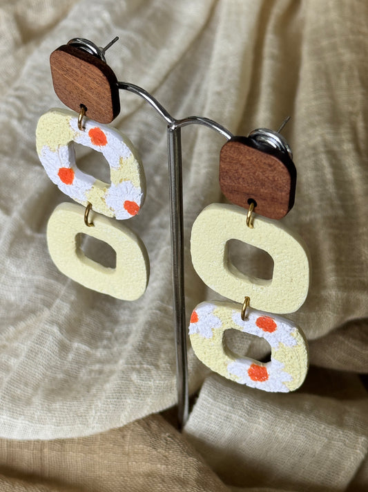 Lemon Butter Daisy Dangle