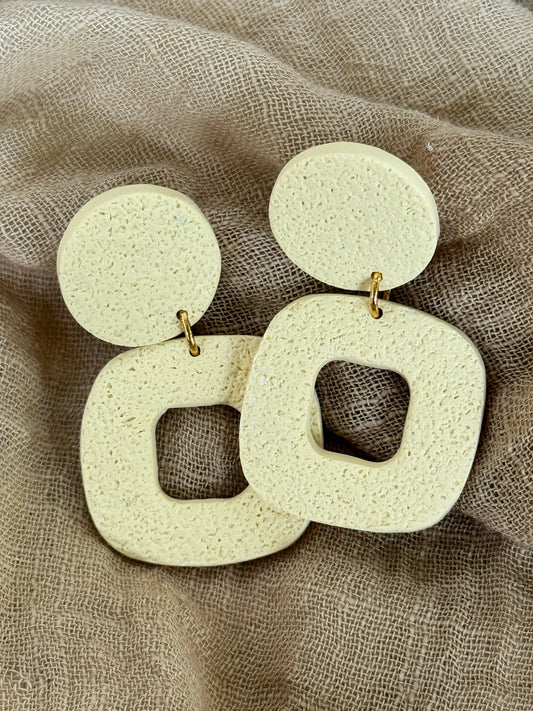 Lemon Butter Short Dangle